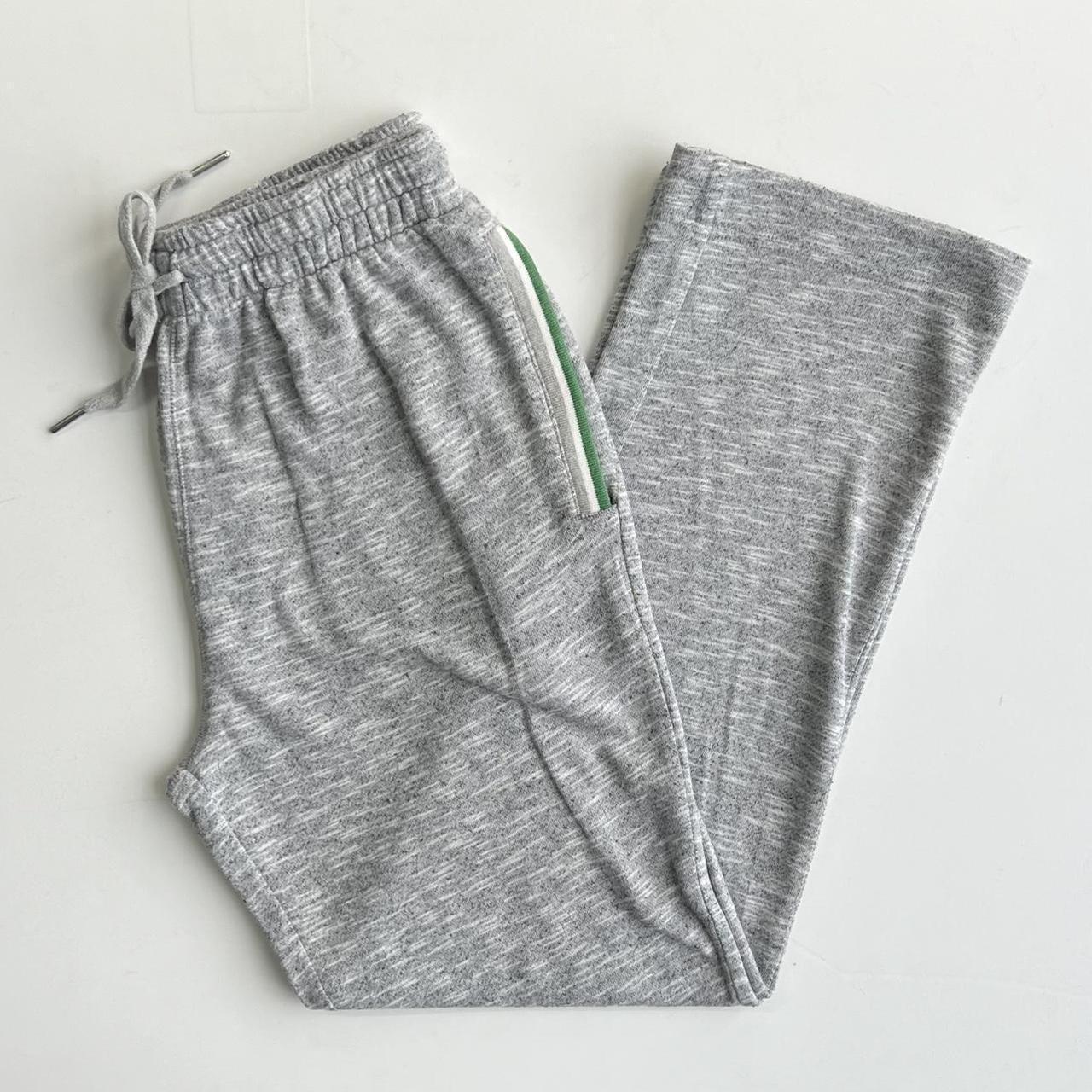 Lacoste sleepwear wide leg joggers. Grey. Size