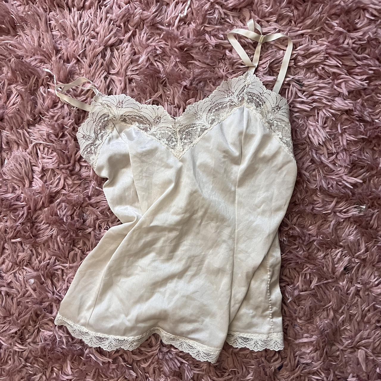 White cream tank cami lace Size small - Depop