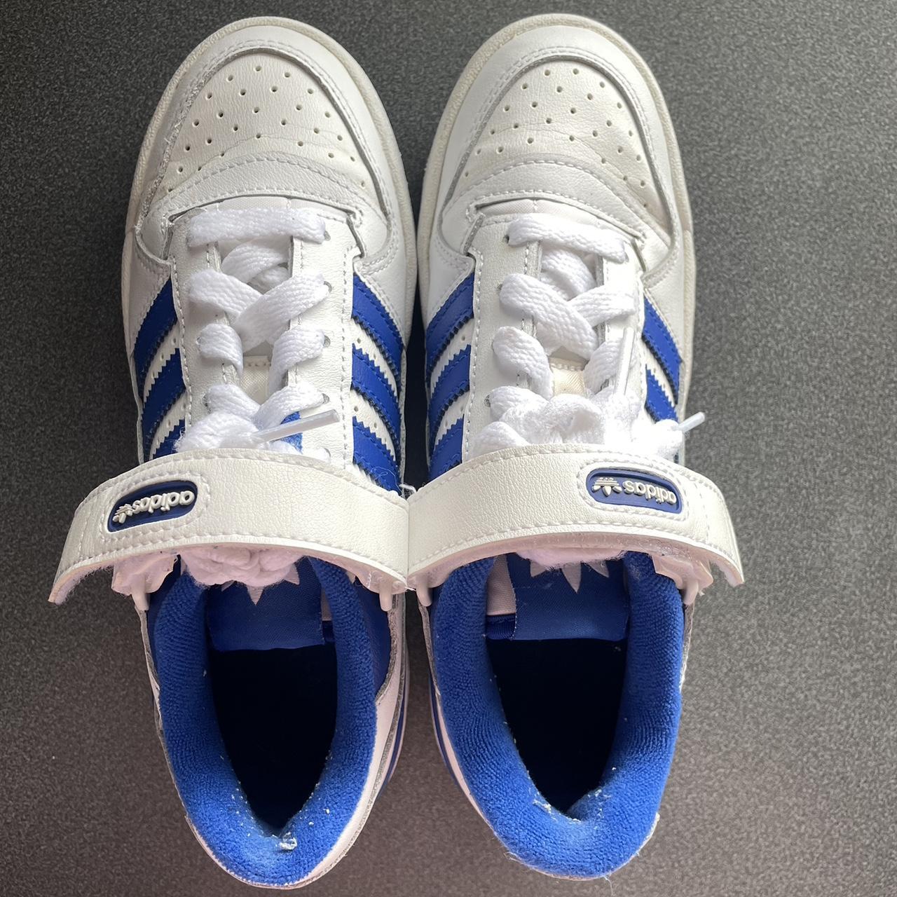 Adidas Women's White and Blue Trainers | Depop