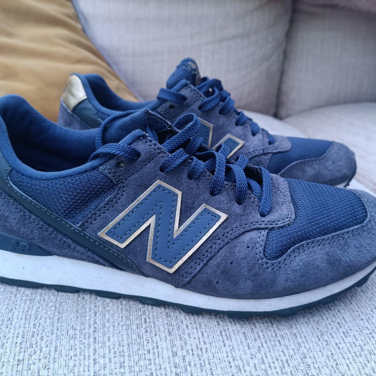 Womens new balance navy outlet and gold 996 trainers