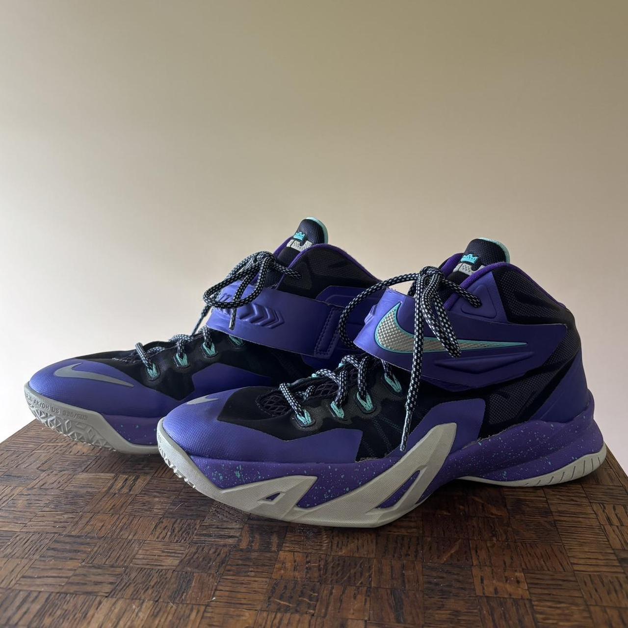 lebron soldier womens