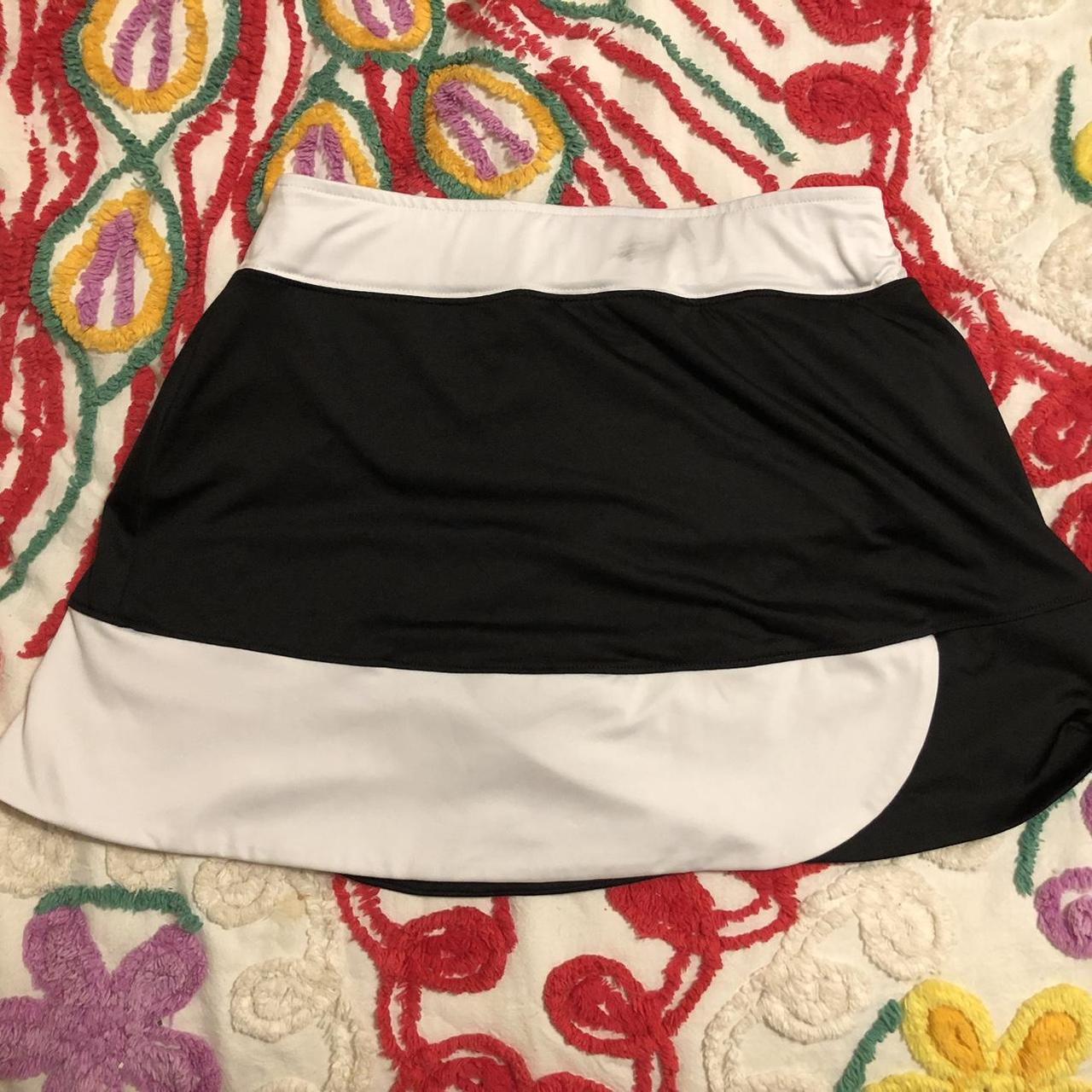 Slazenger Women's Black and White Skirt (3)