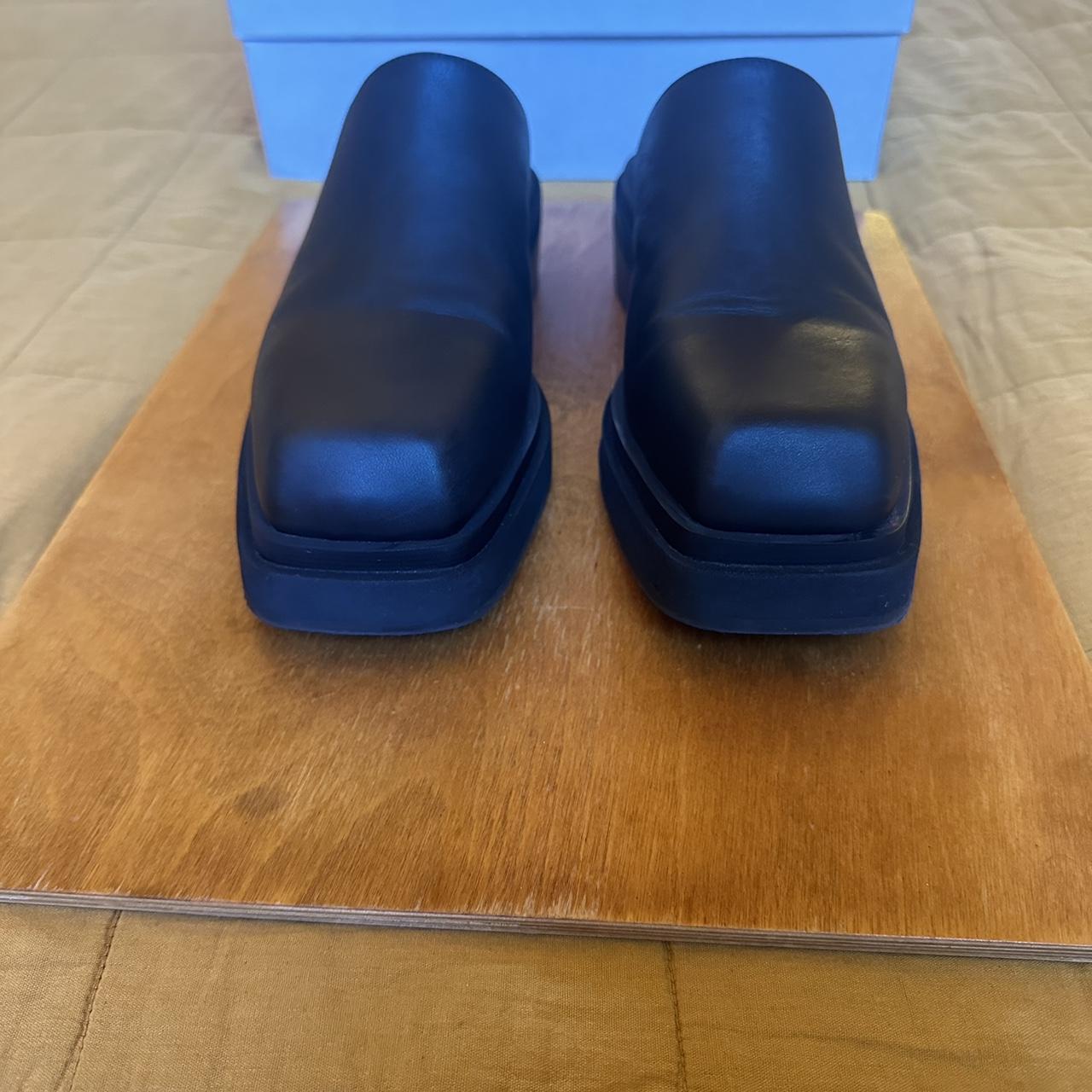 靴 Eckhaus Latta zoe clog m black leather ECKHAUS LATTA Zoe Clog Black Leather Size 38, US 7