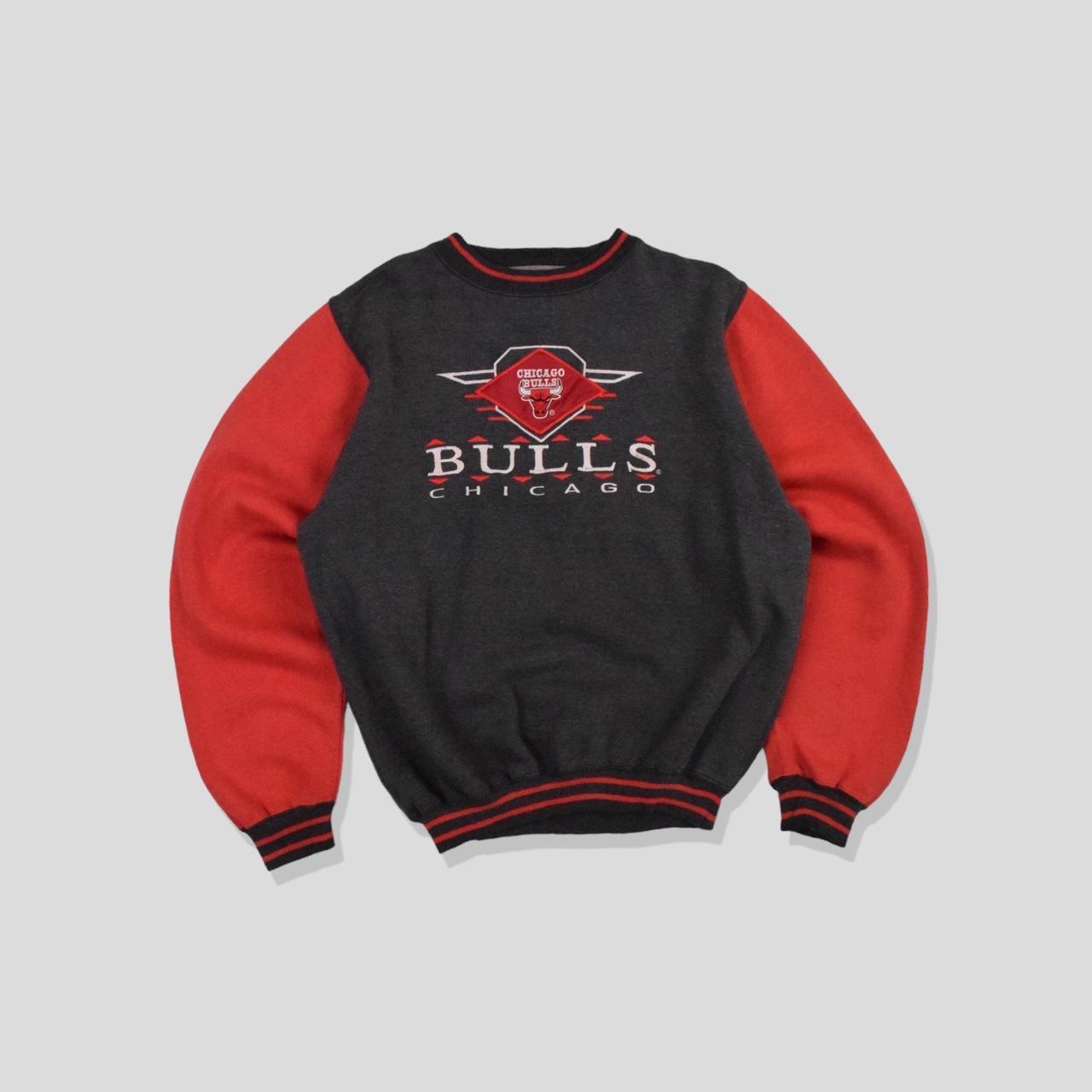 Red discount bulls sweatshirt