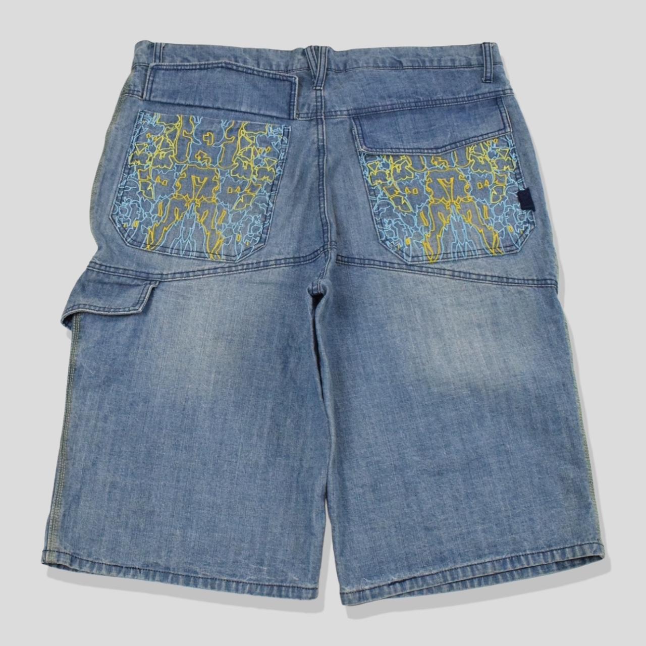 hip hop skate denim shorts jorts Vintage 00s Air | Depop hip hop skate denim shorts jorts Vintage 00s Air | Depop