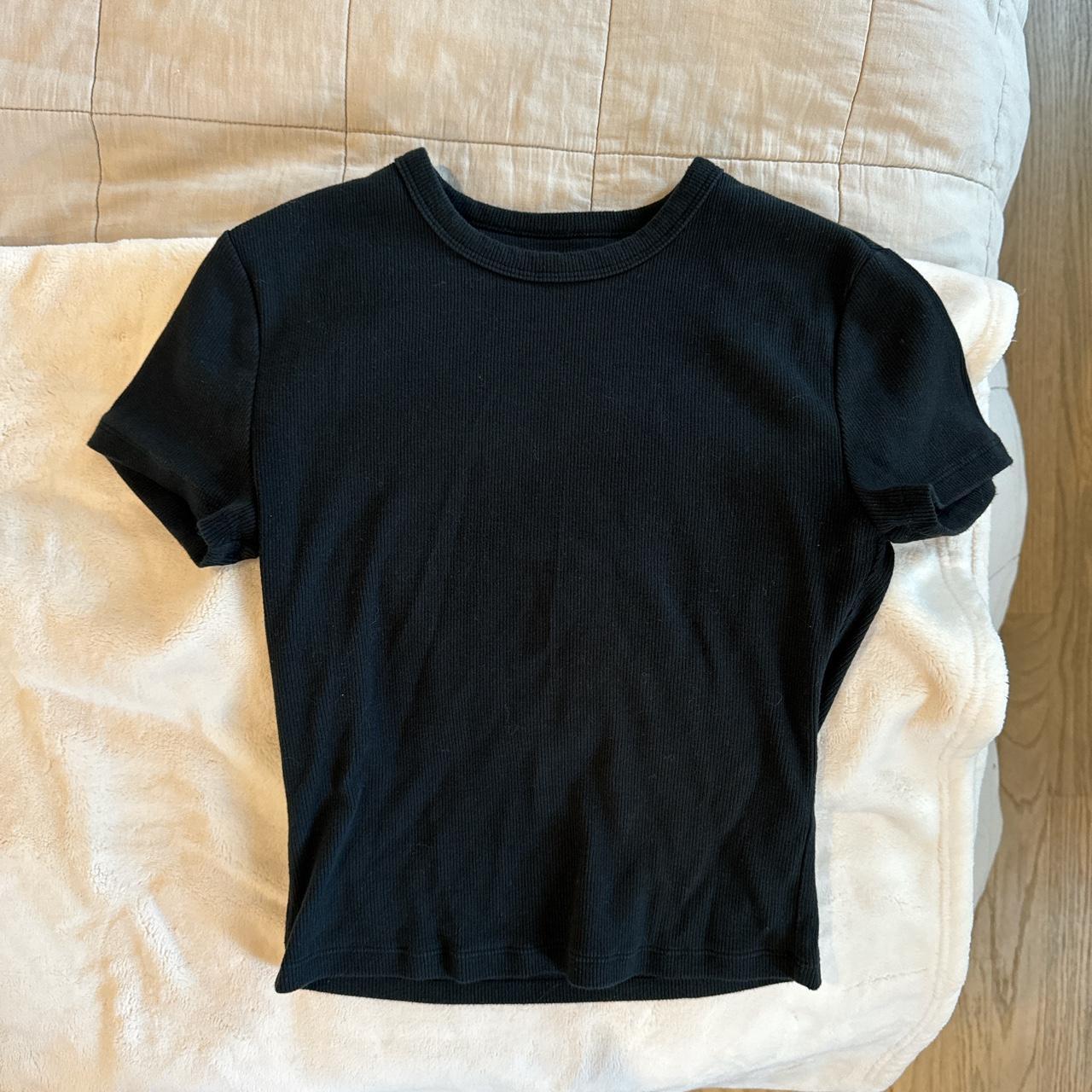 Abercrombie and Fitch A&F essentials baby tee. Worn... - Depop