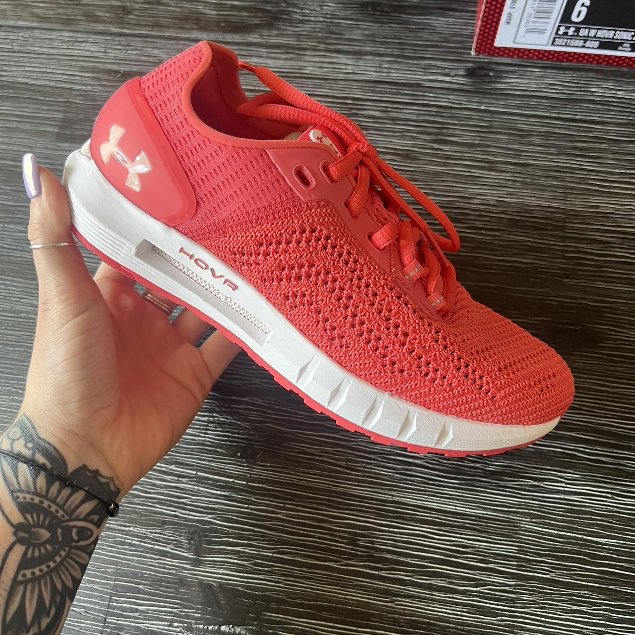 Coral under armour store shoes