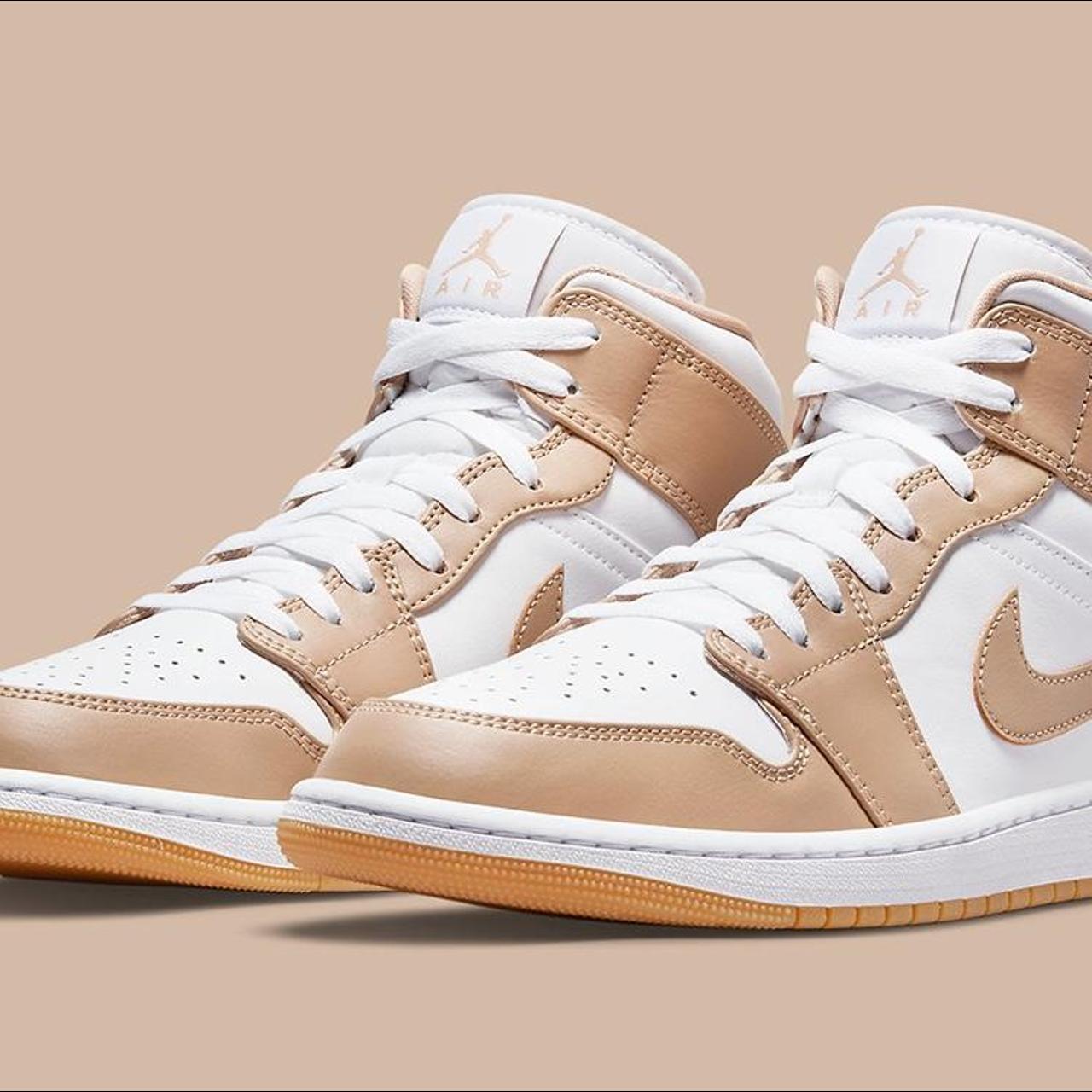 tan aj1