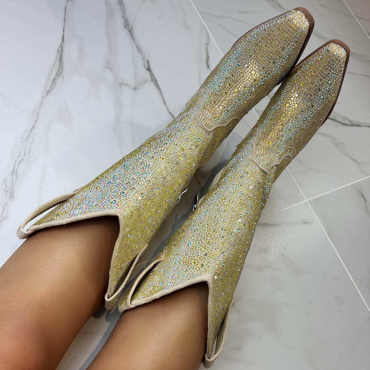 item listed by lidia_sophia