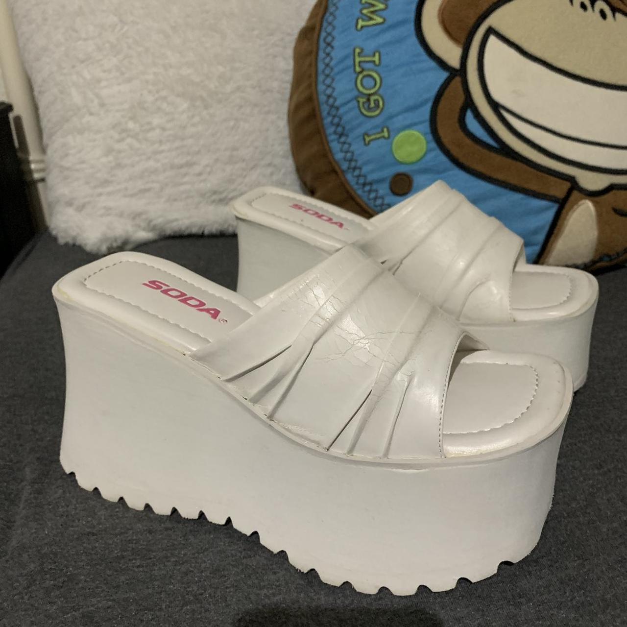 Soda 2025 white sandals