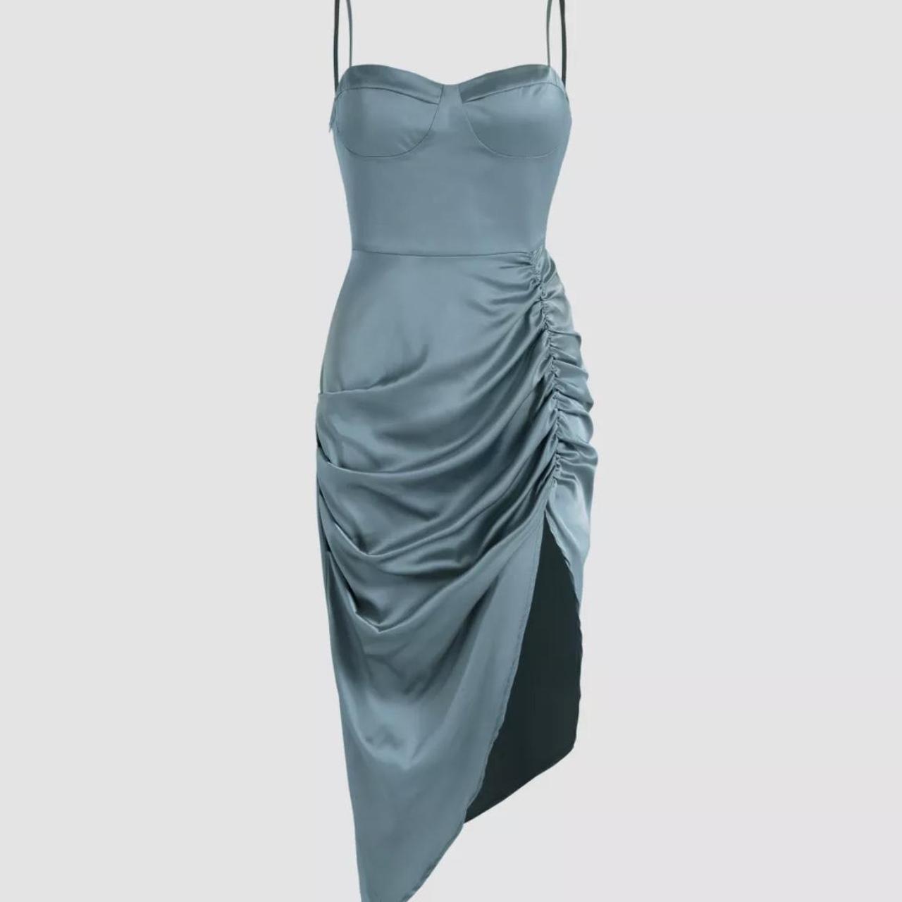 Cider Illusion ruched midi dress, brand new with... Depop