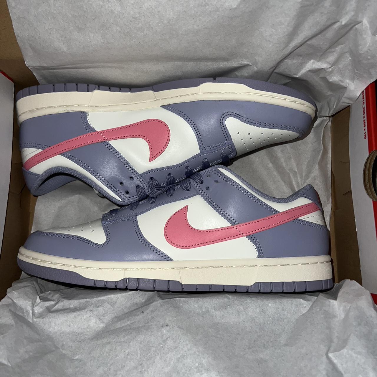 nike indigo sneakers