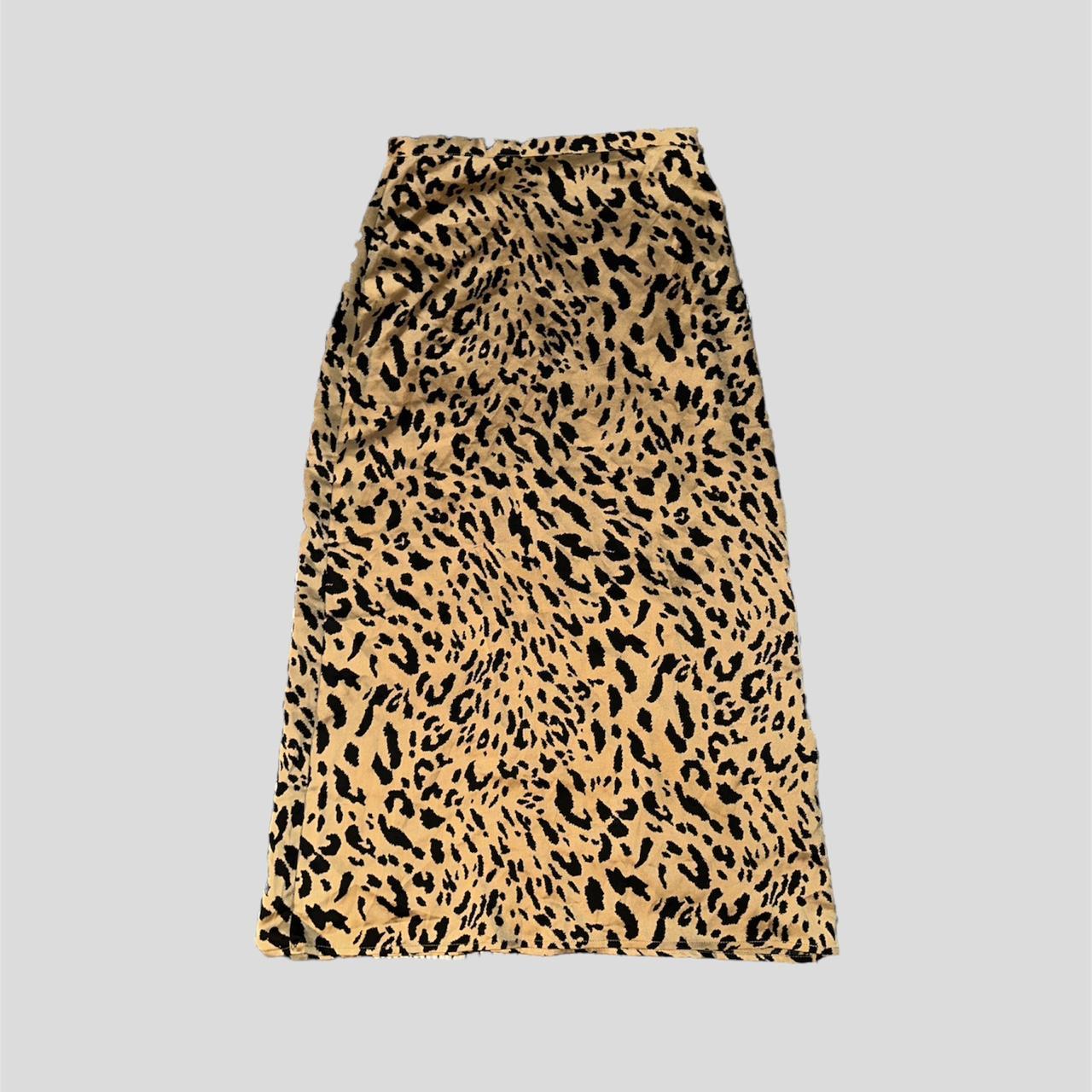 leopard print maxi skirt small forever 21 maxi Depop