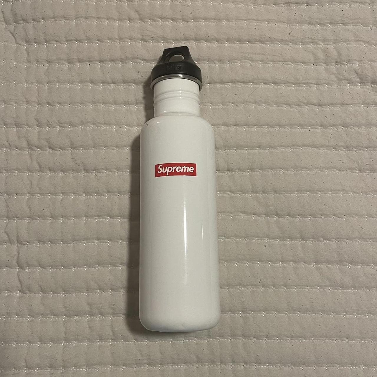 Supreme - SIGG Water Bottle 白 supreme 19ss SUPREME SIGG WATER BOTTLE - NEW - WHITE | eBay