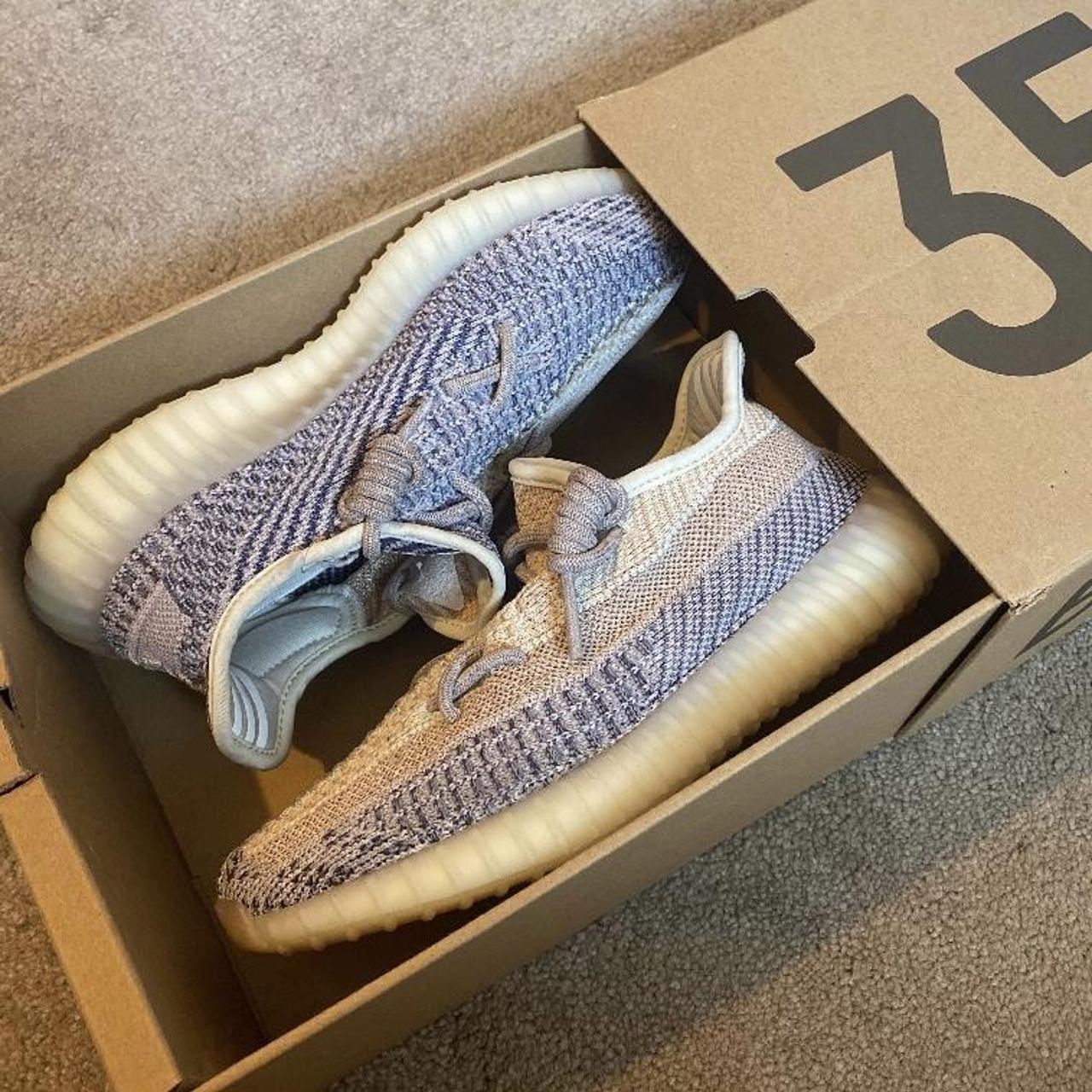 yeezy ash pearl size 5