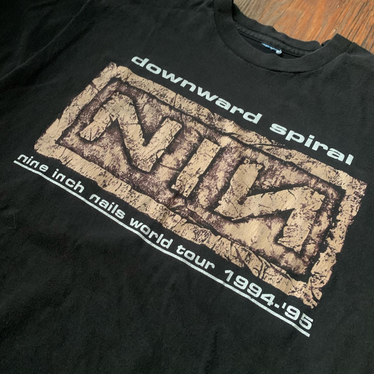 90s NIИ TheDownwardSpiral Tshirt-