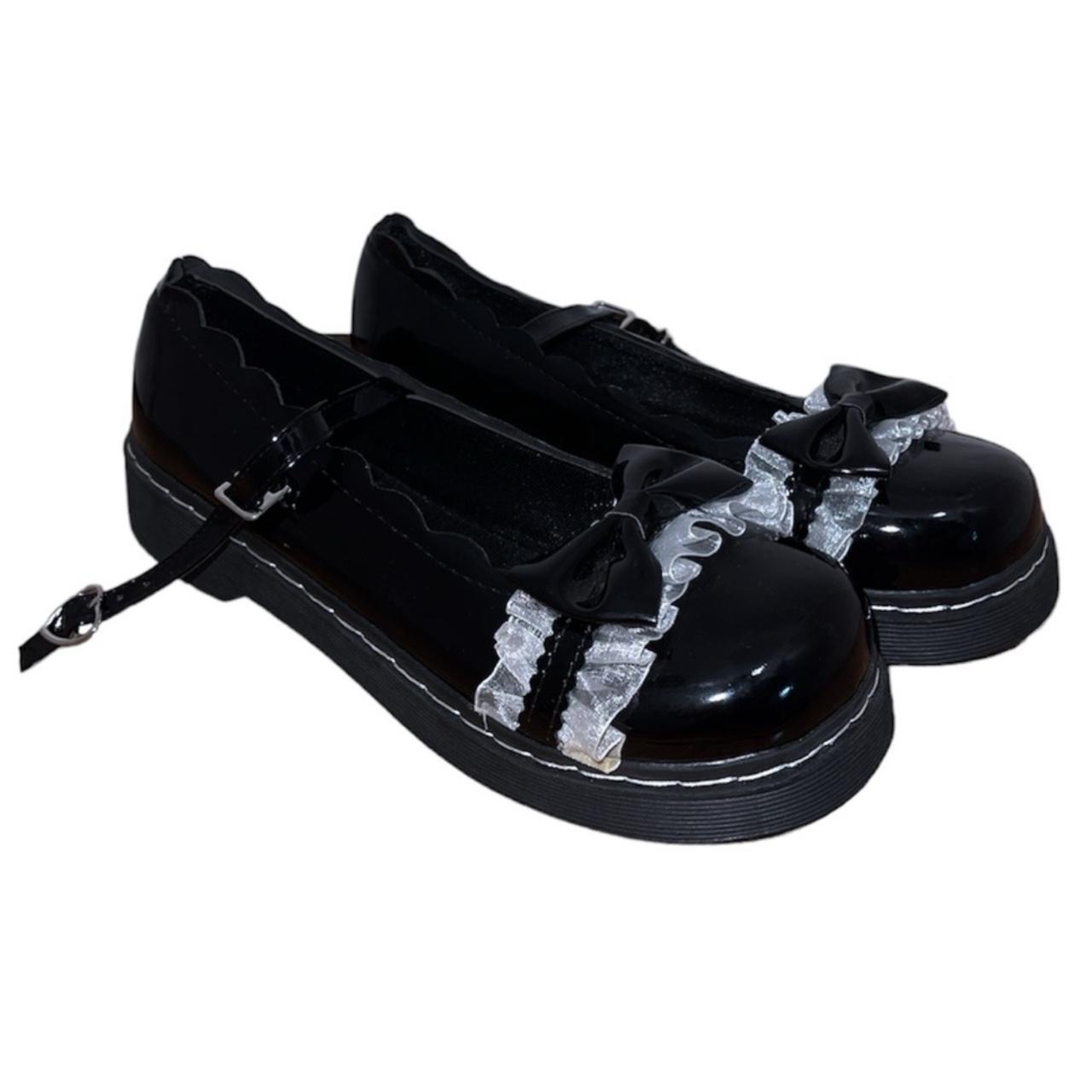 black and white mary jane shoes