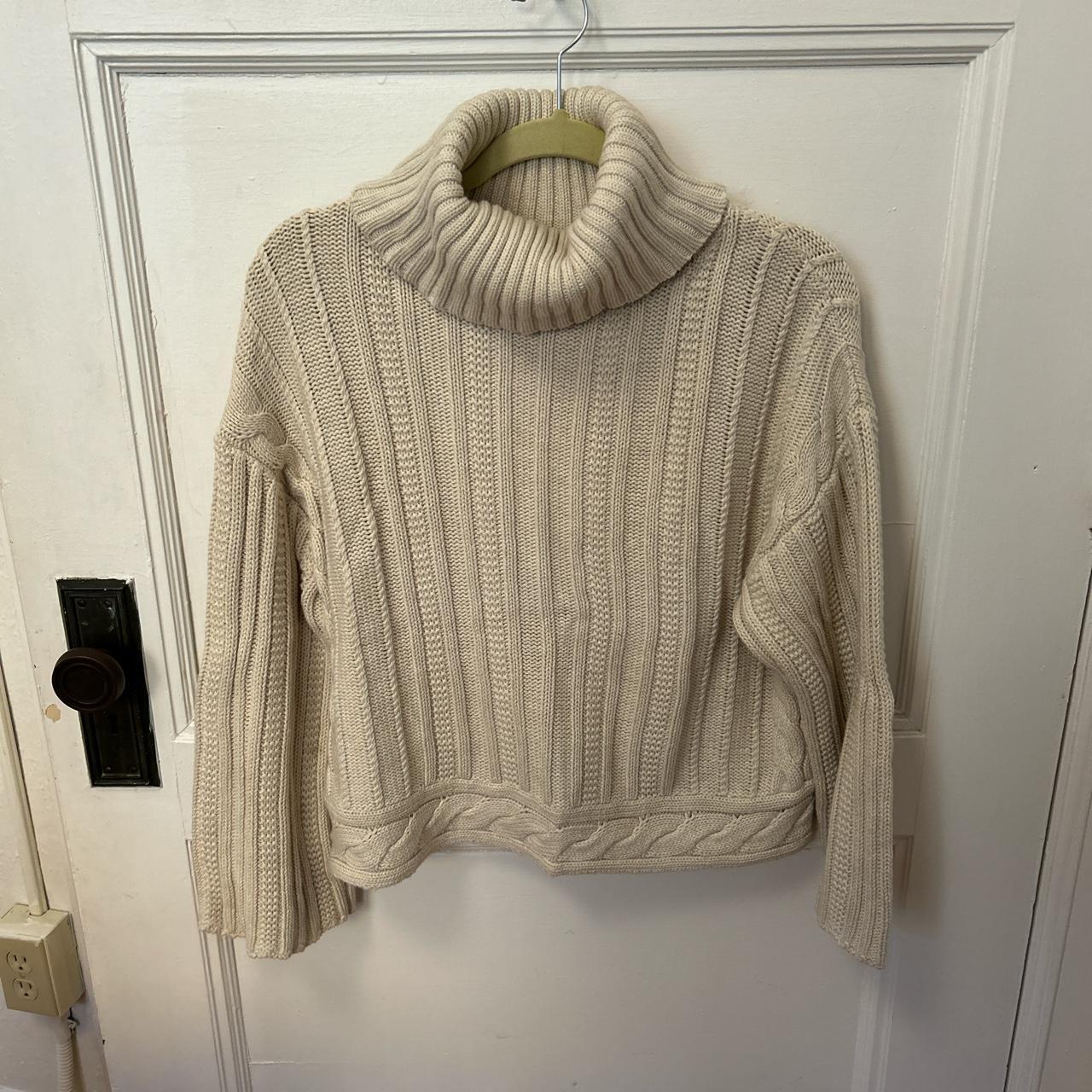 Gap Chunky Knit Turtleneck Oatmeal color, slightly... - Depop