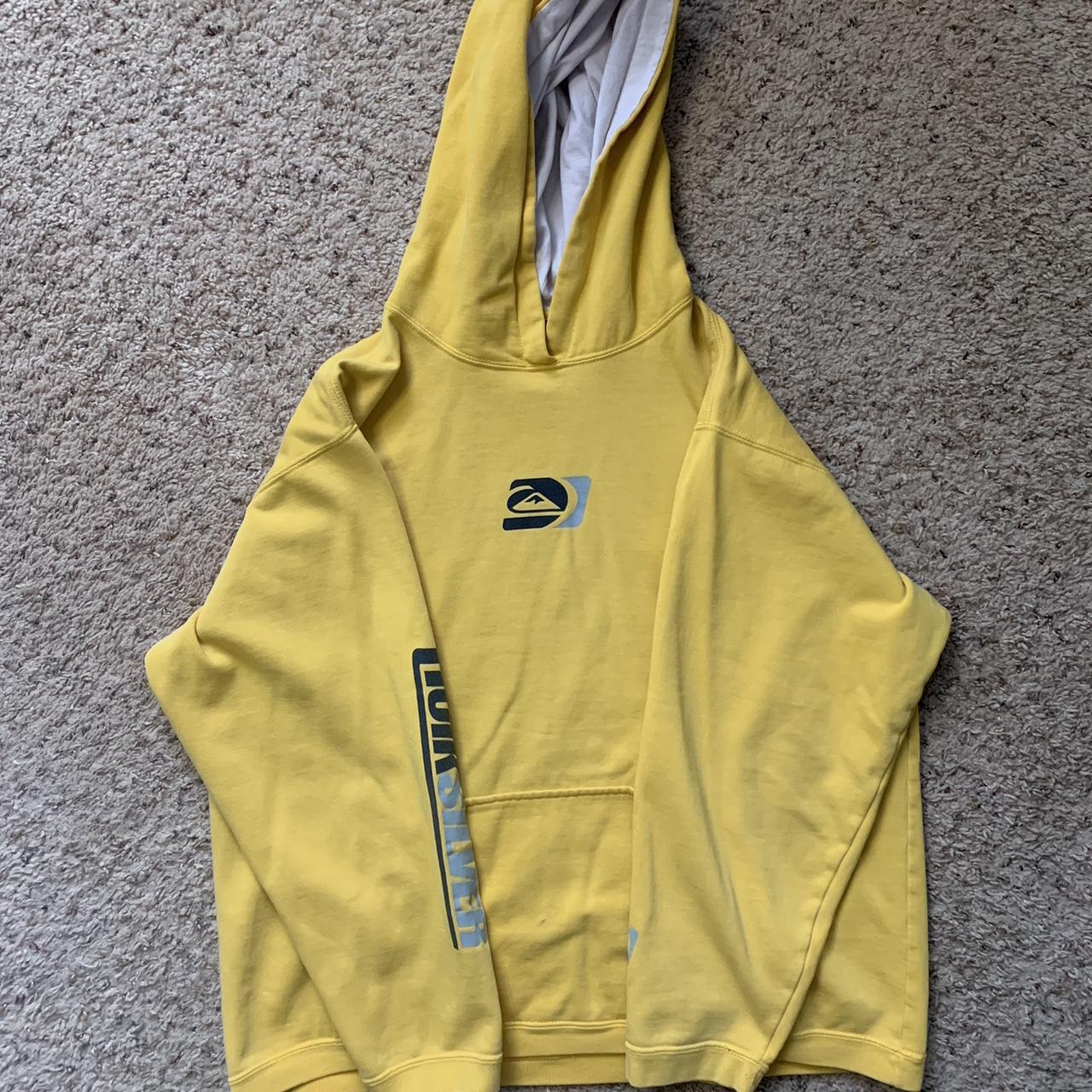 Vintage Y2k Quiksilver Hoodie Fits Like A Women’s - Depop