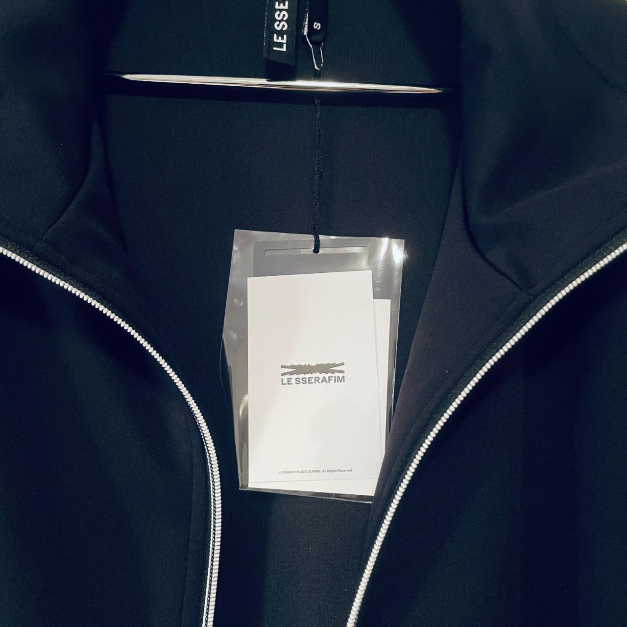 LE SSERAFIM Official Merch – Halmeoni Manila