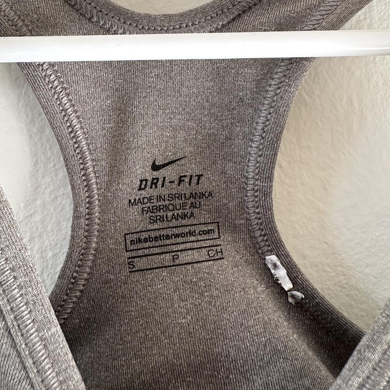 dri fit sports bra nike