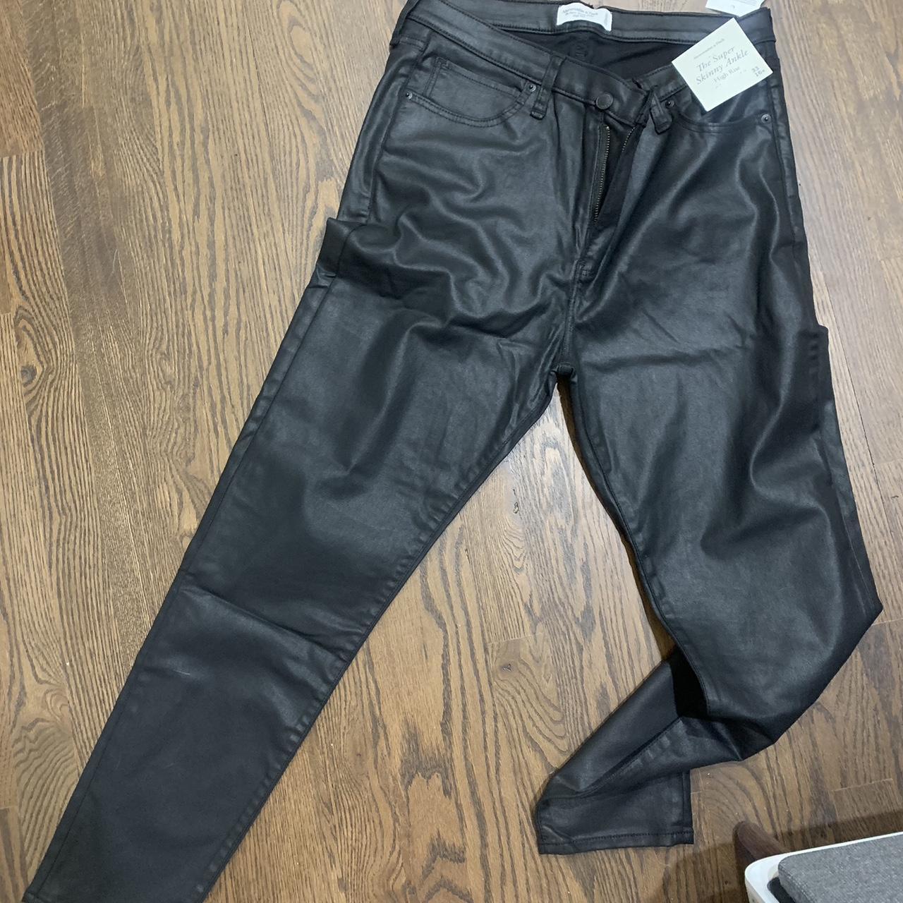 item listed by annabanana879
