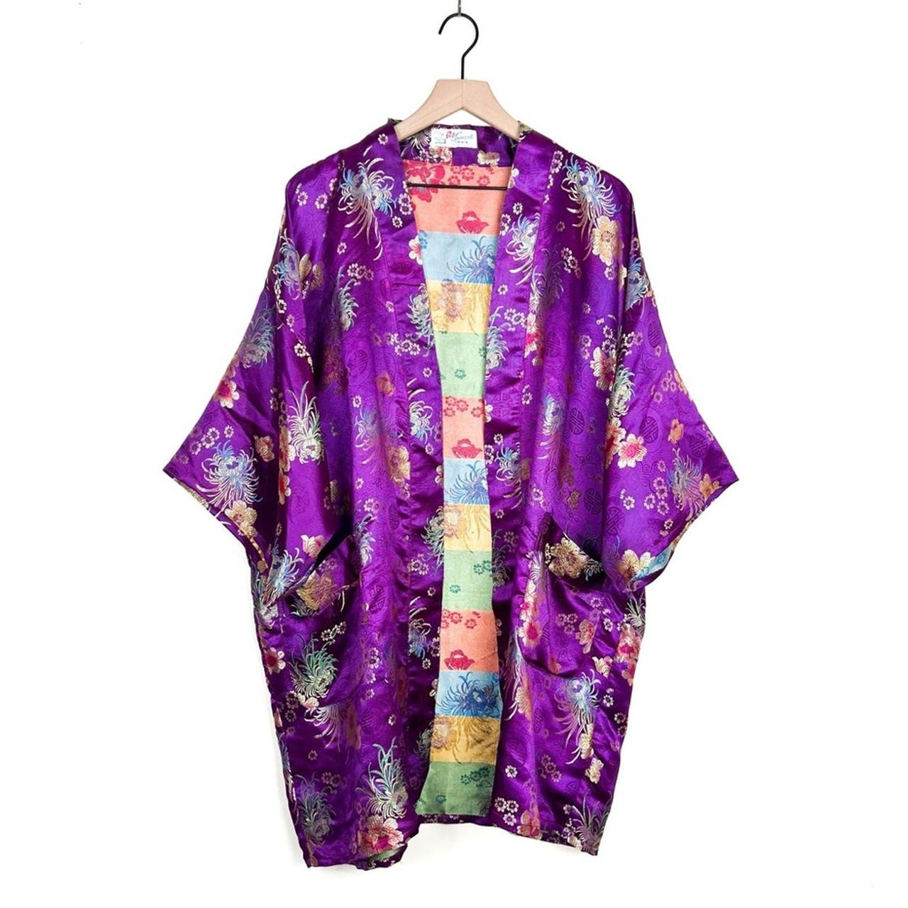 Vintage Floral Metallic Satin Robe Kimono by Solz... - Depop