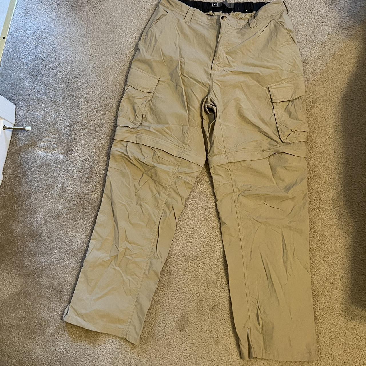 Unique Rei cargos that turn into cargo shorts... - Depop