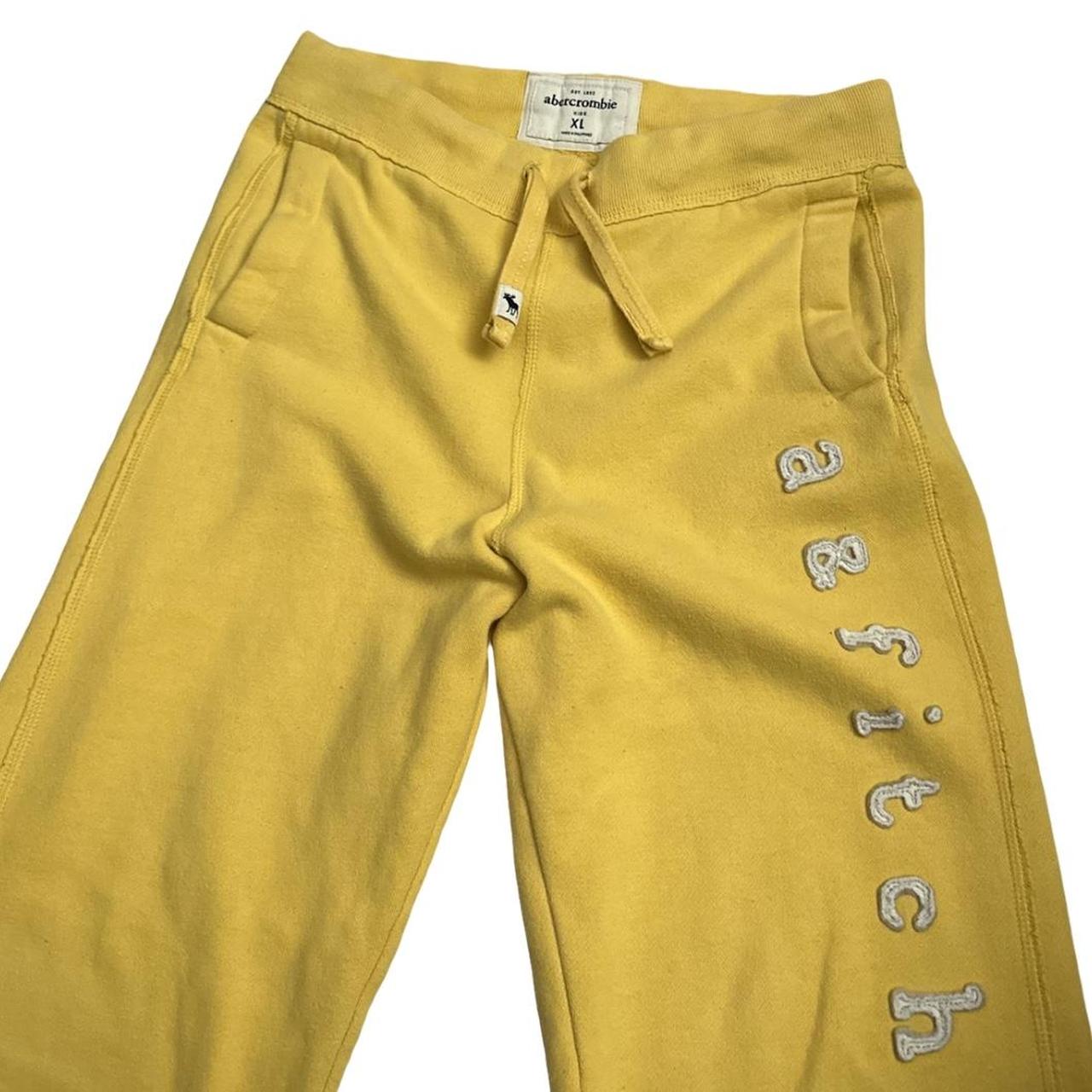 abercrombie and fitch vintage y2k yellow and white | Depop