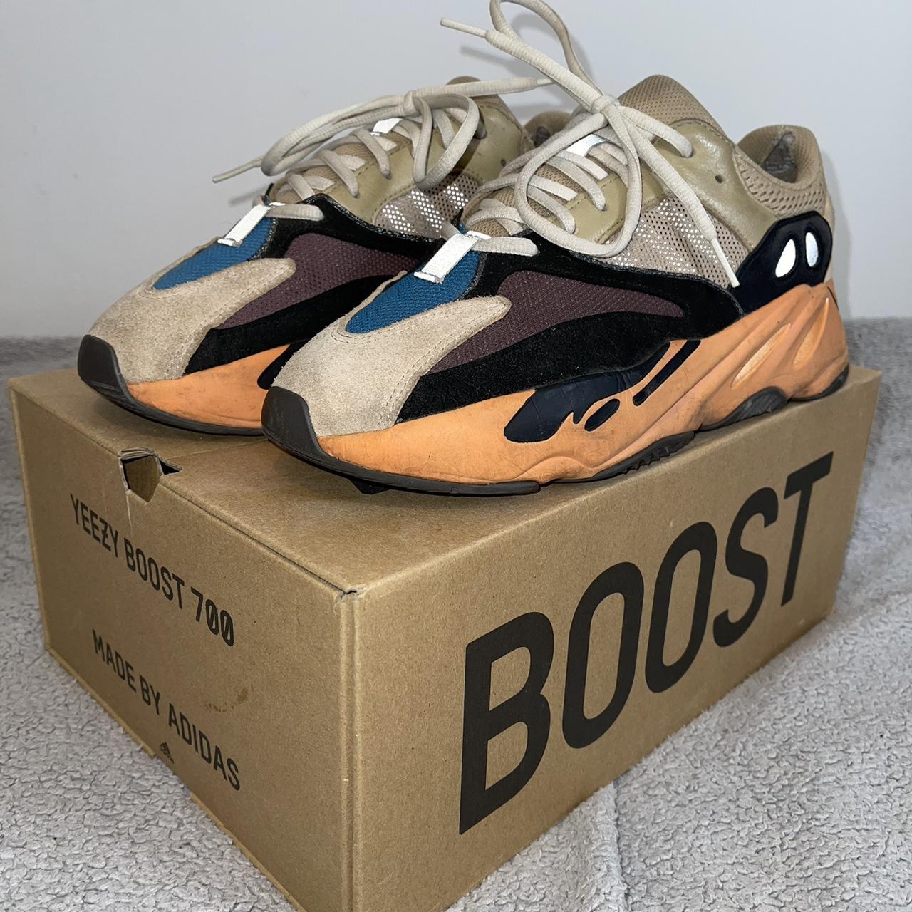 Tan sales yeezy 700