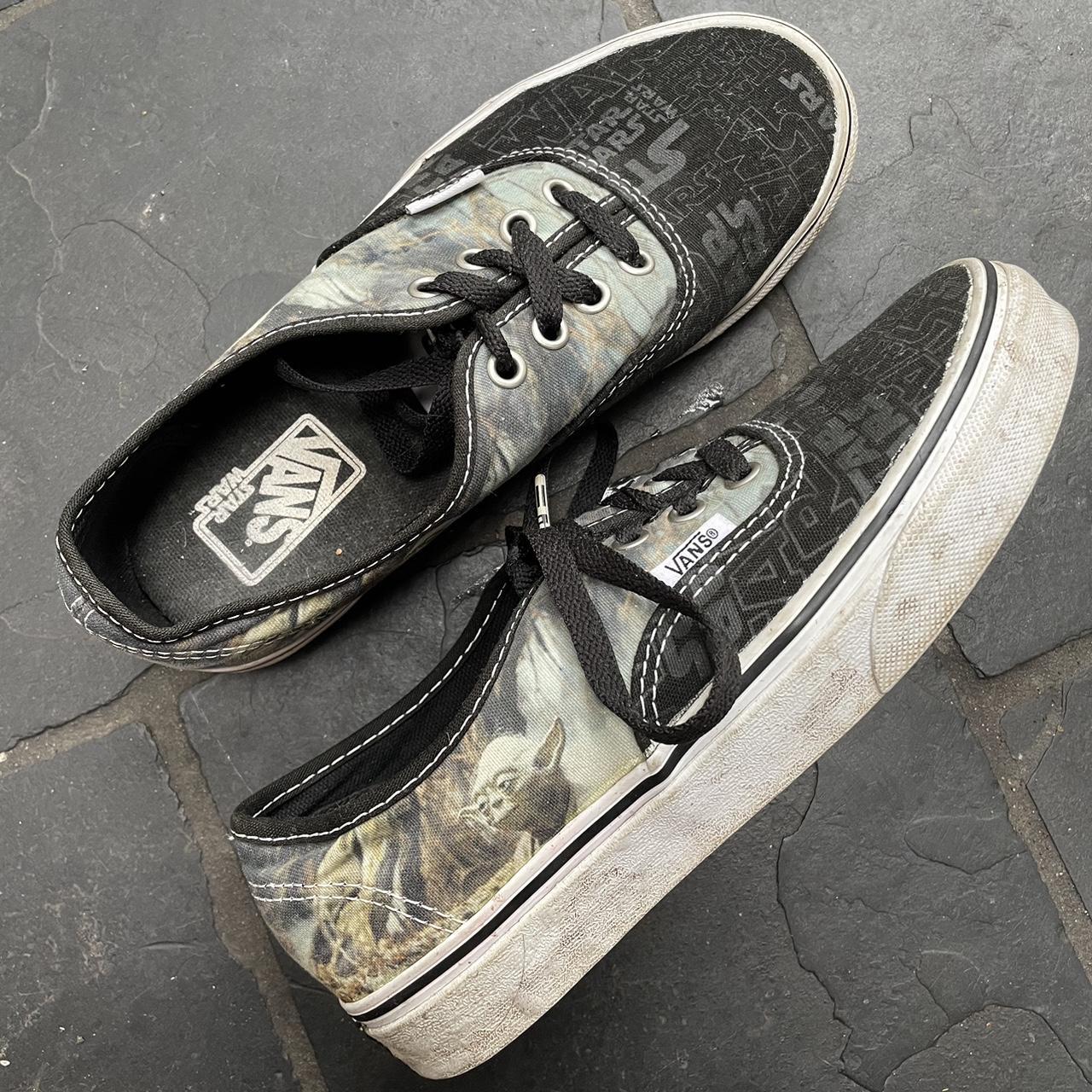 Black yoda outlet vans