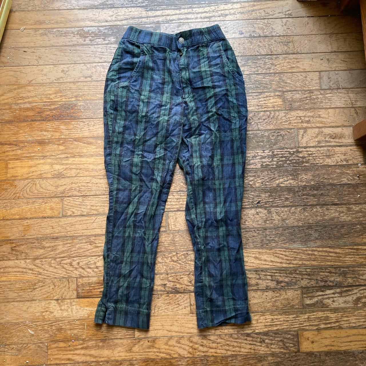 Hollister green sale plaid pants