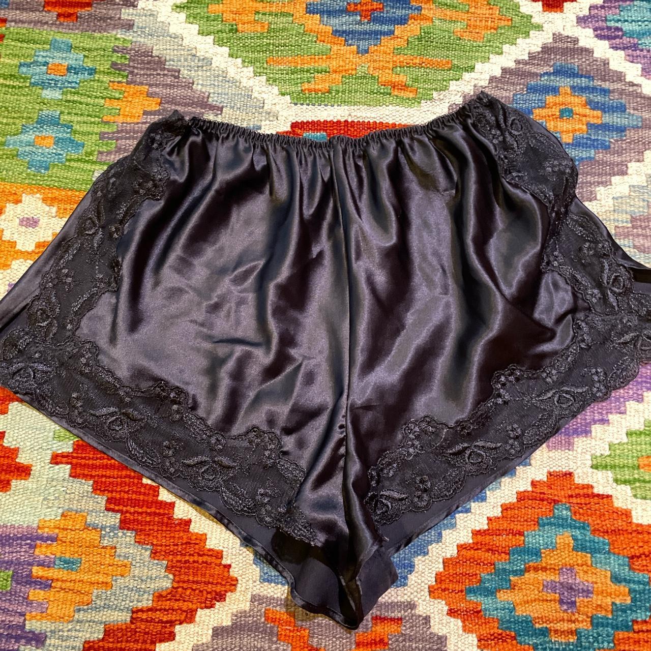 Victoria S Secret Women S Black Pajamas Depop