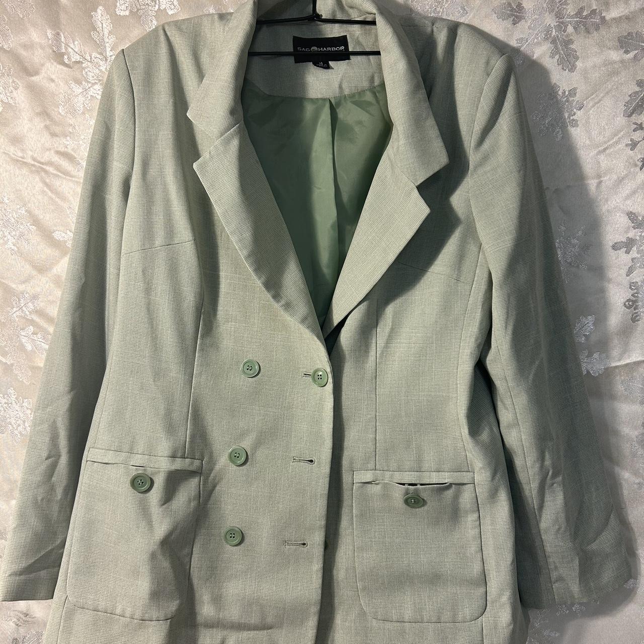 Sag Harbor Women's Green and White Jacket | Depop