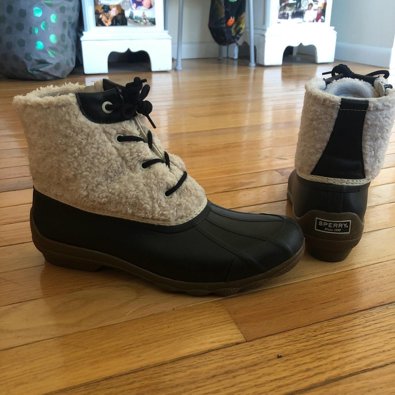 sperry fuzzy boots
