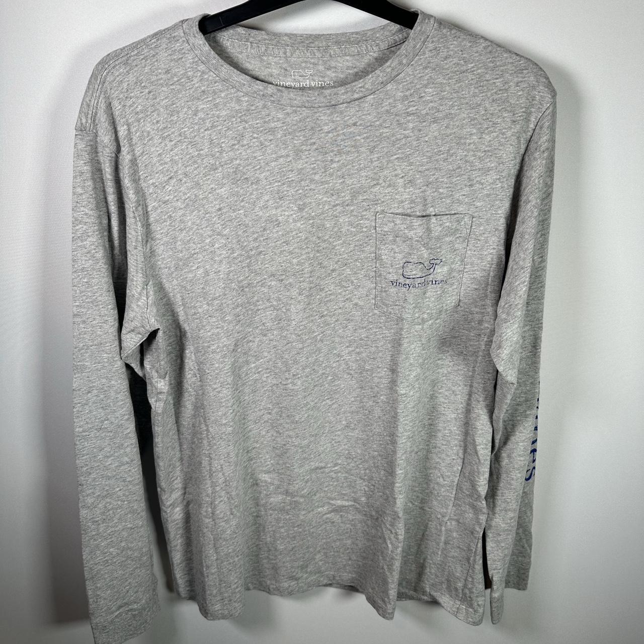 VINEYARD VINES CREW - MENS SIZE US M - GRAY - Depop