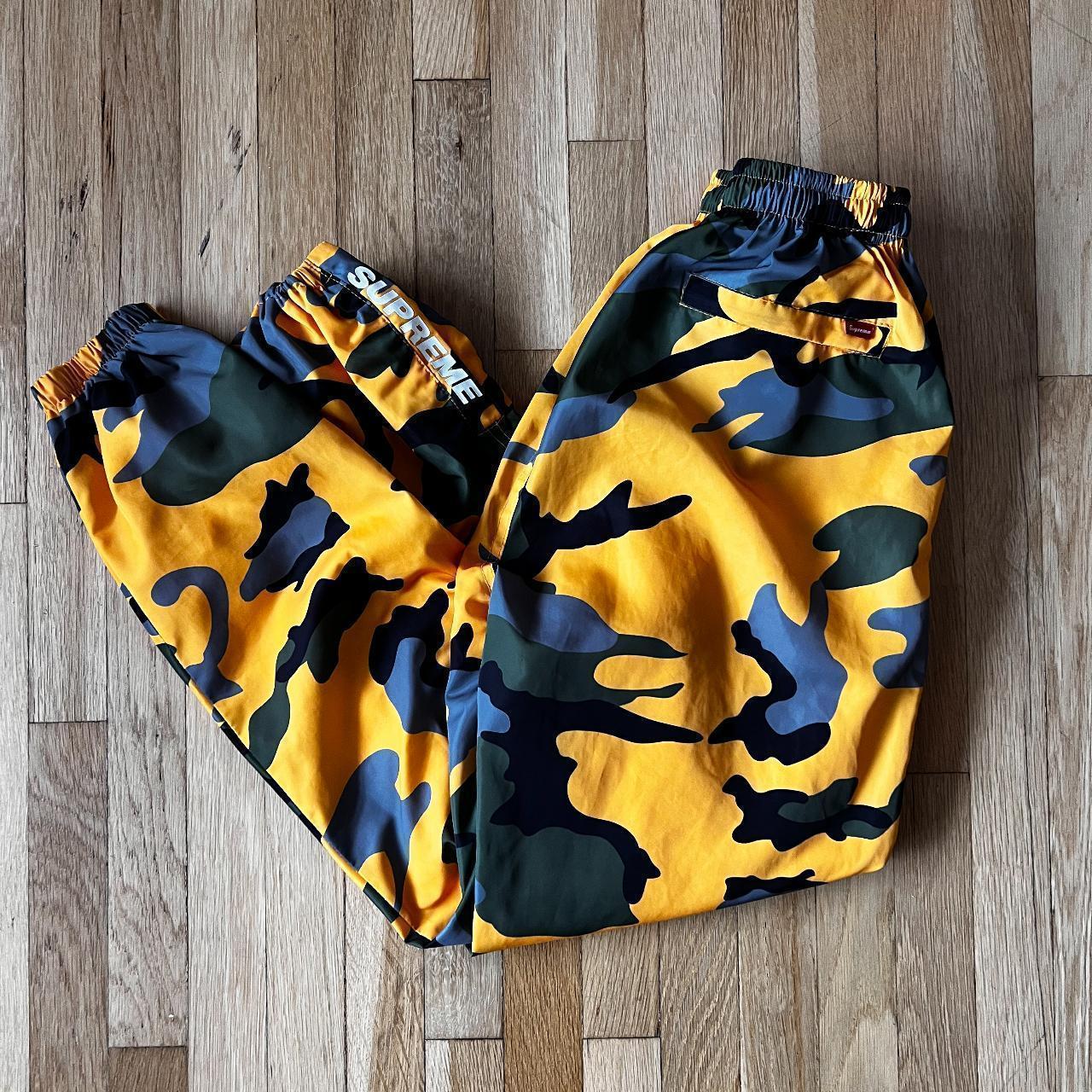 supreme yellow camo warm up pant-