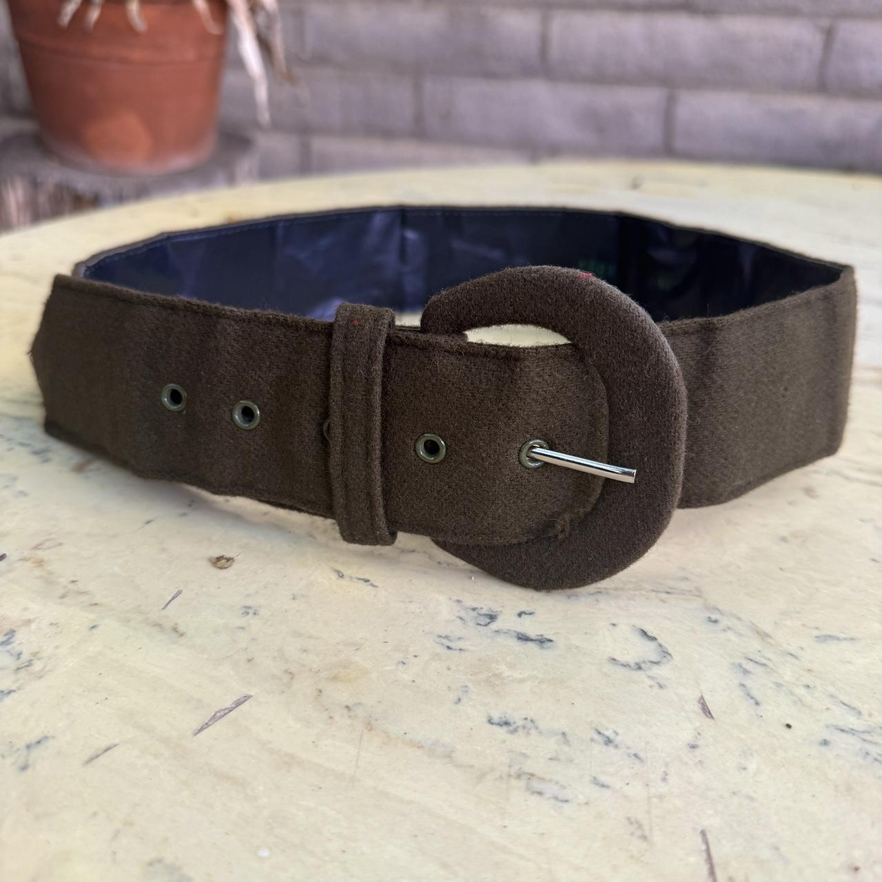 item listed by coyoteflowerthrift