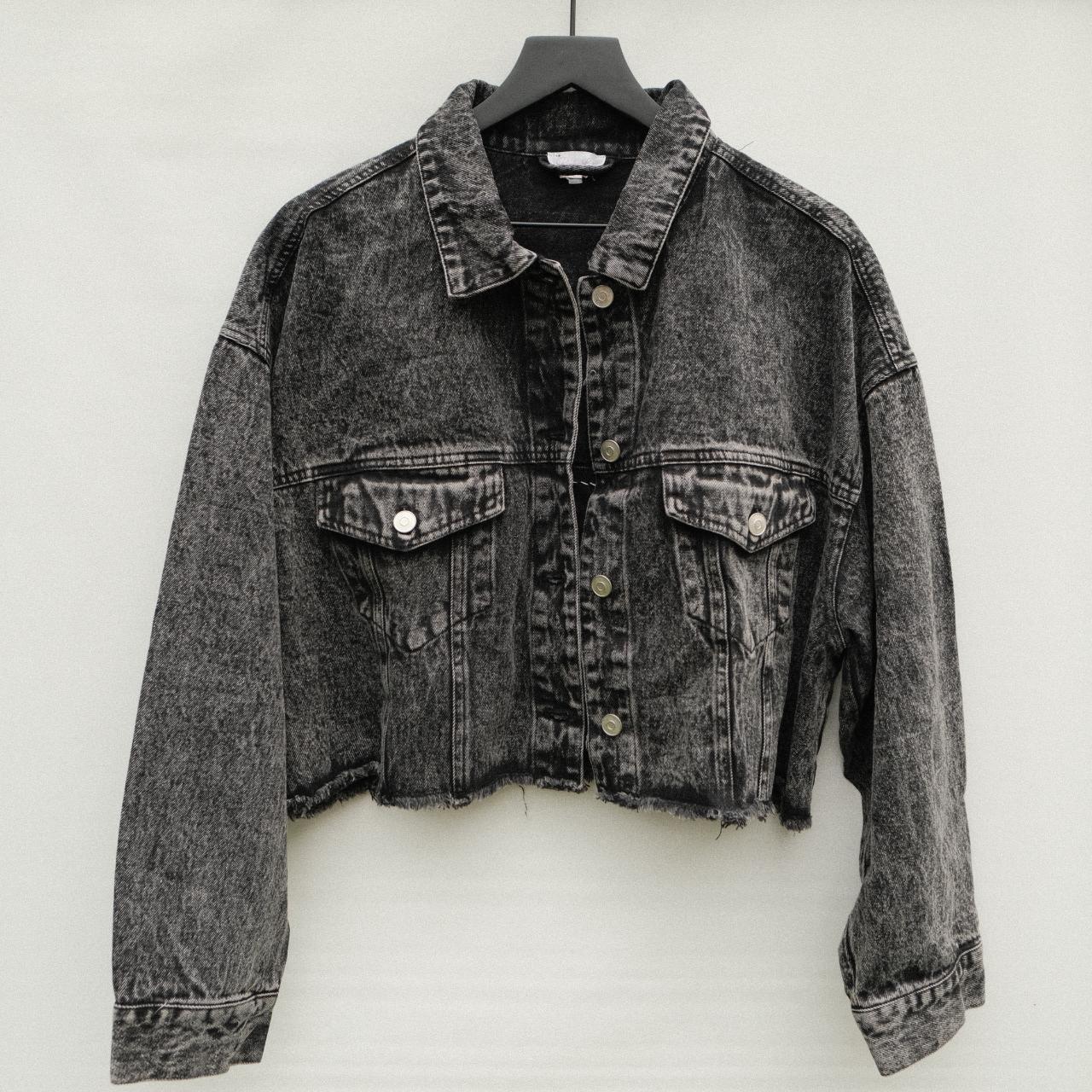 cropped black acid wash denim jacket with diamond