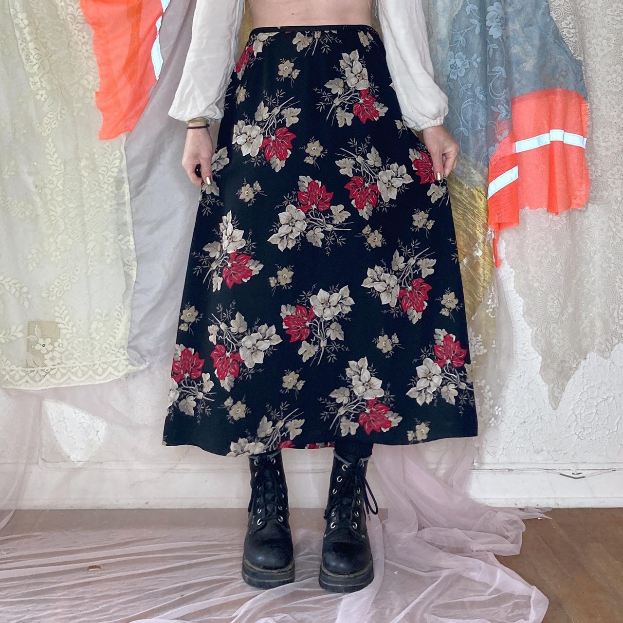 y2k vintage black floral skirt. 🖤 Brand: Chaus Vtg... - Depop