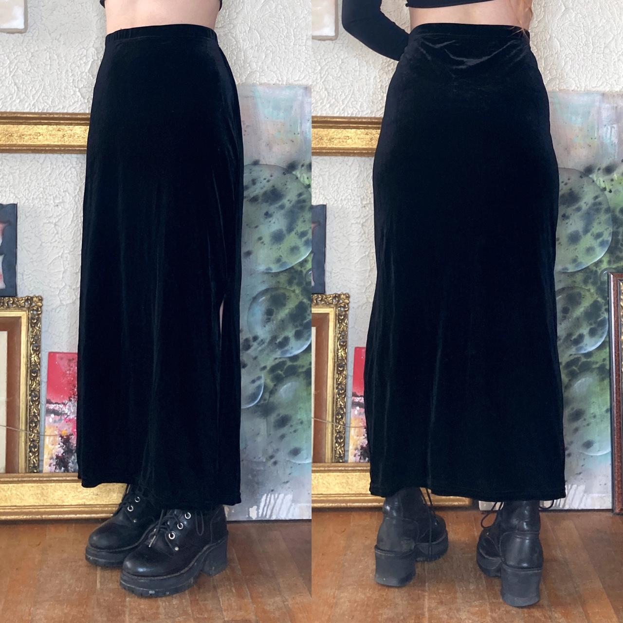 Women's Black Skirt (4)