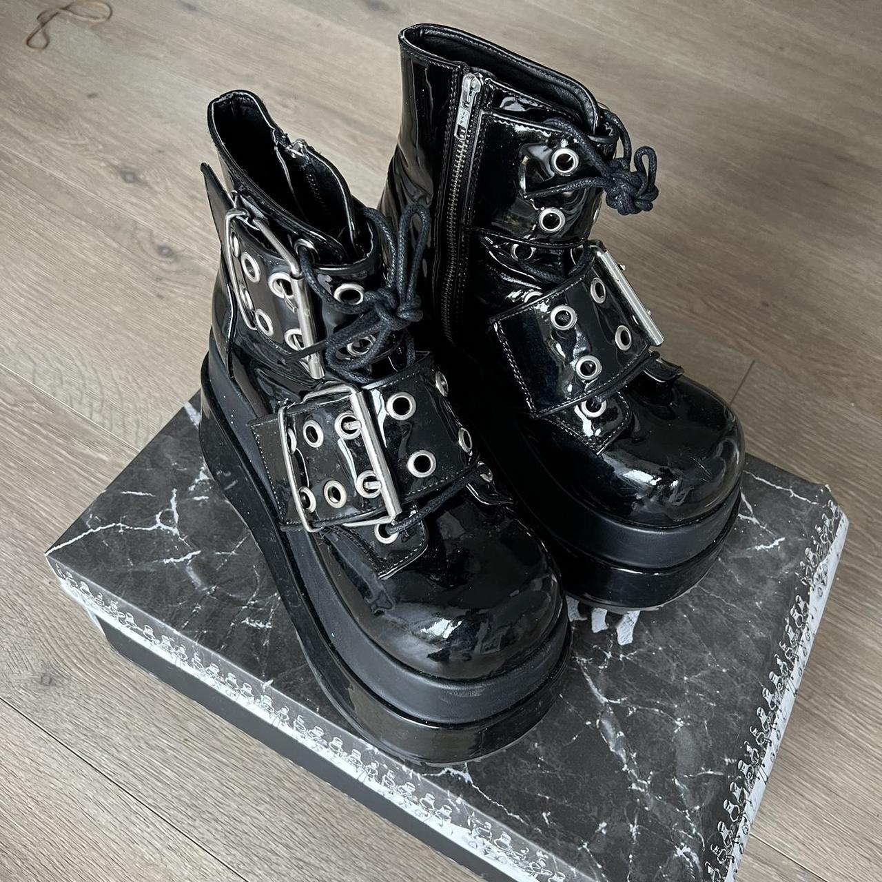 demonia bear 104 black
