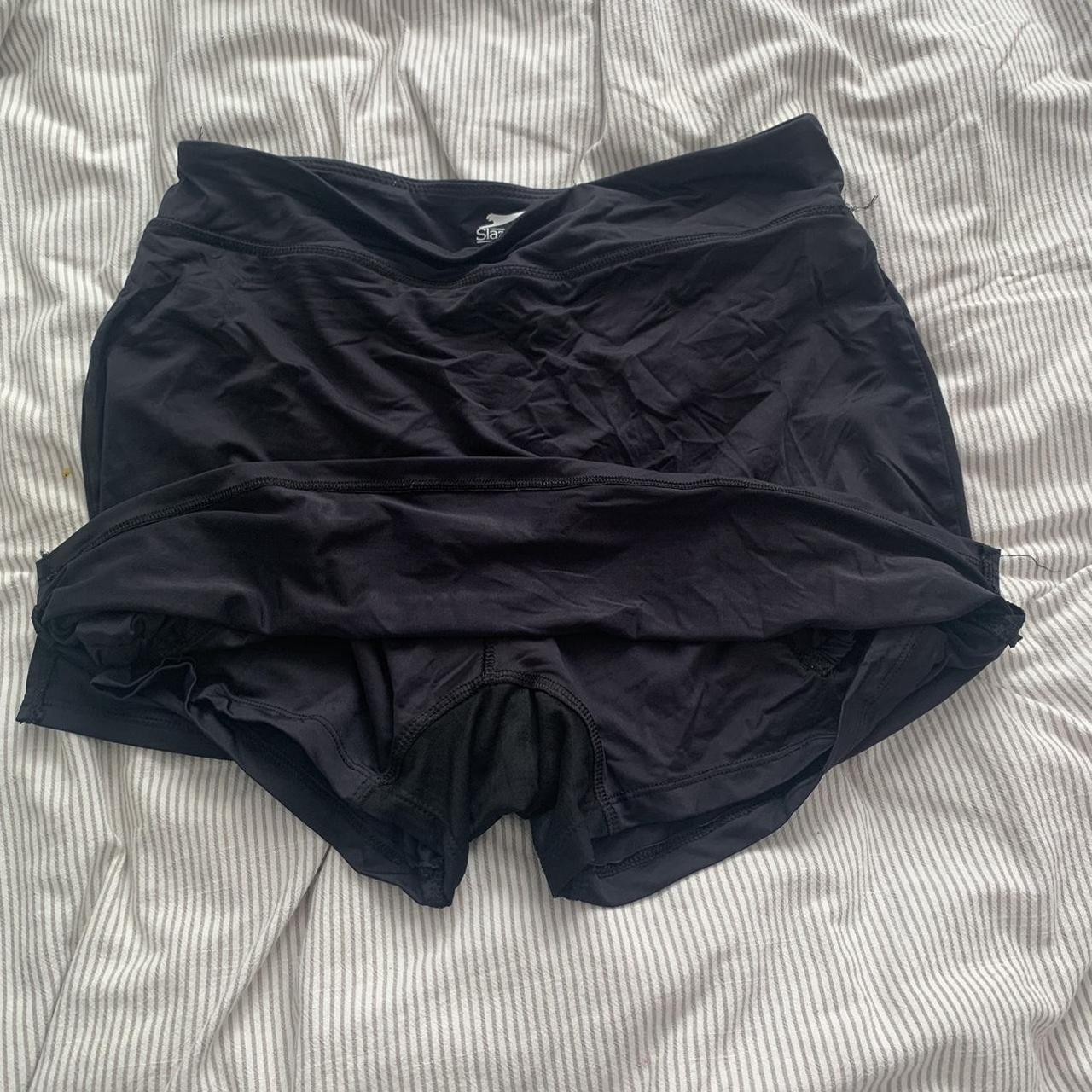 Black Slazenger skirt, in perfect condition - Depop