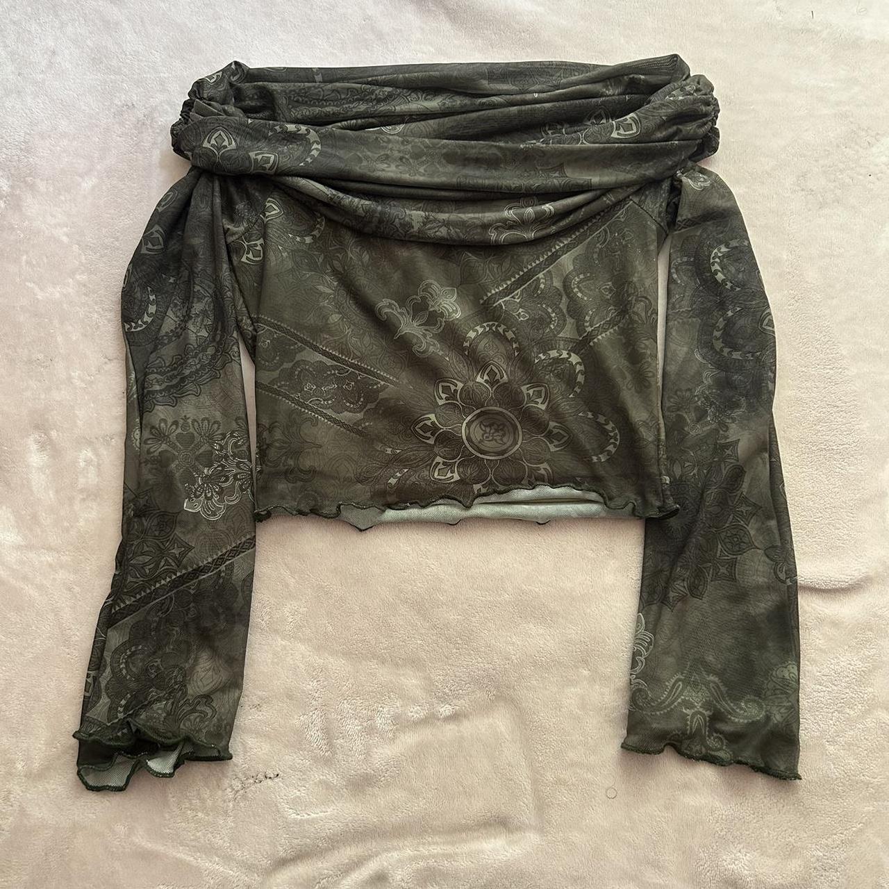item listed by natashiiita
