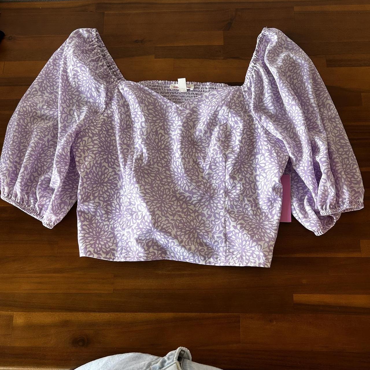 item listed by natashiiita