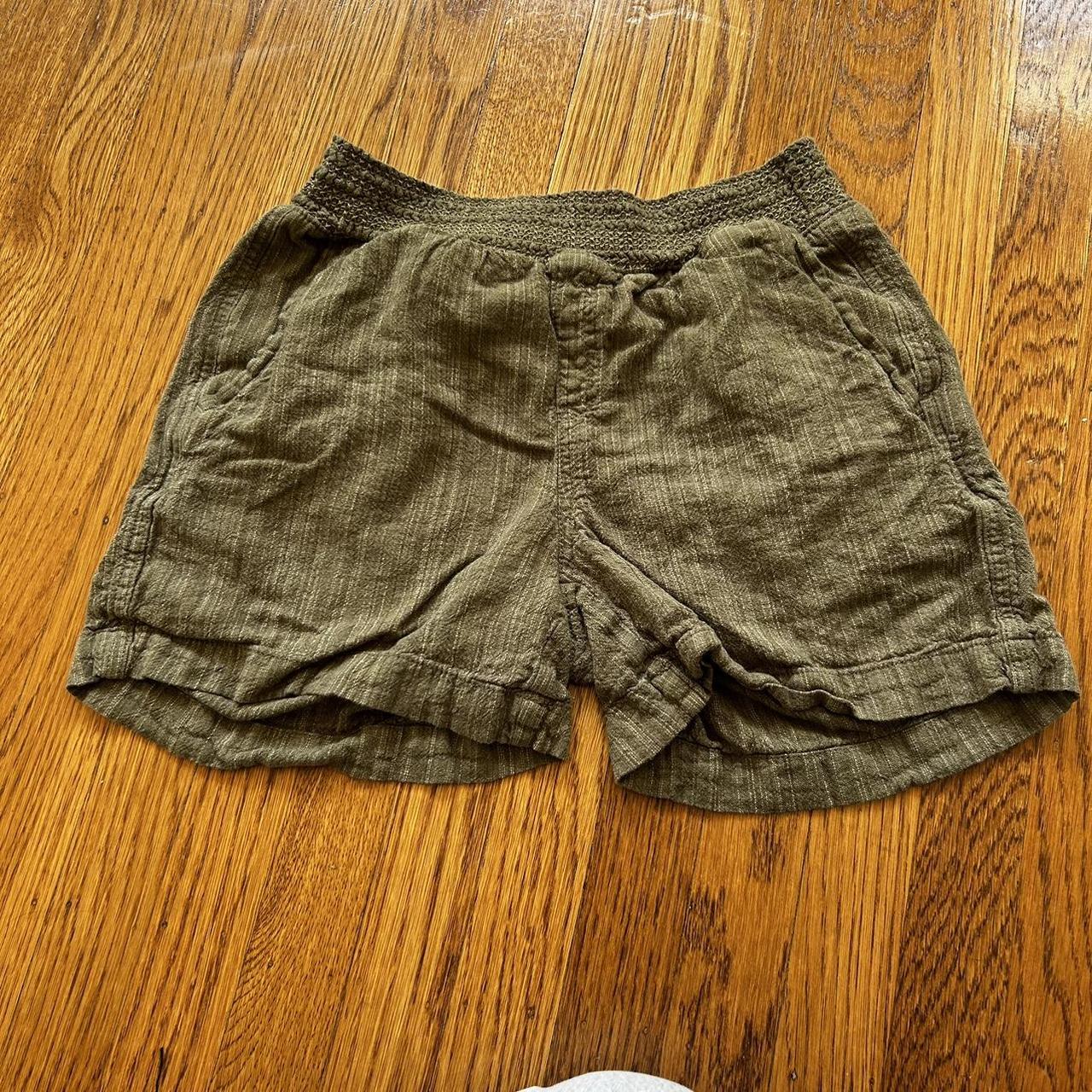 item listed by natashiiita