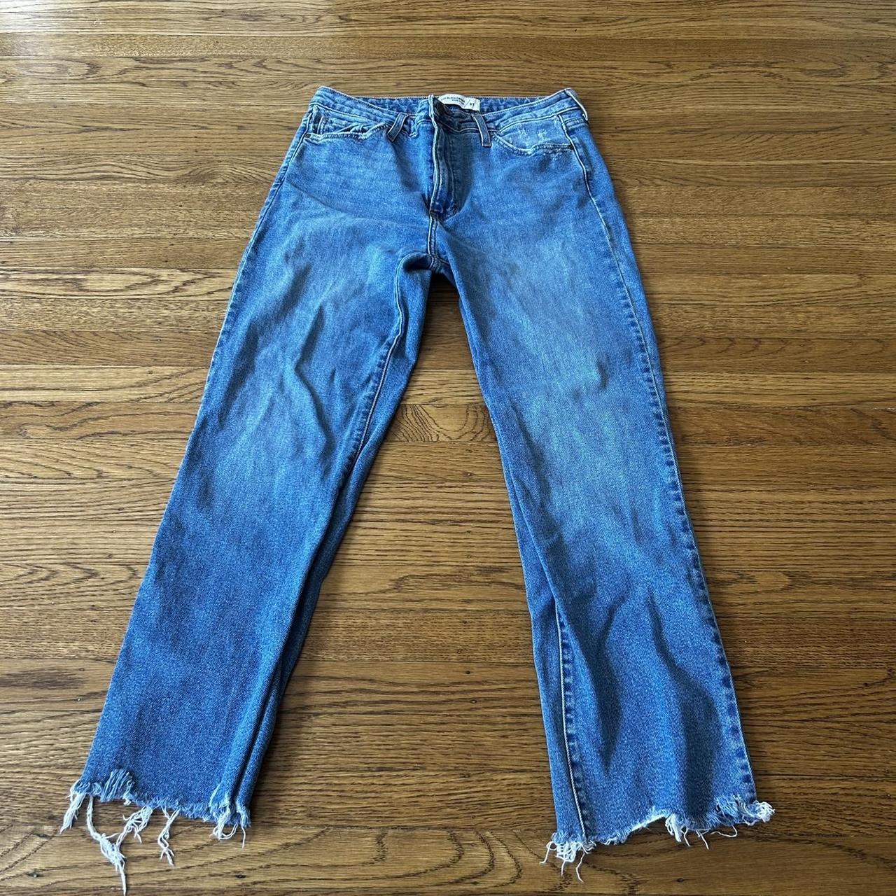 item listed by natashiiita