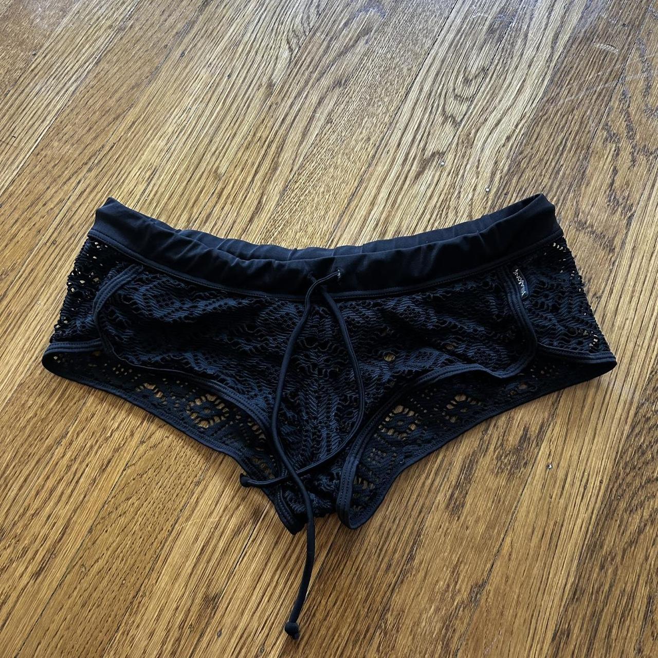 item listed by natashiiita