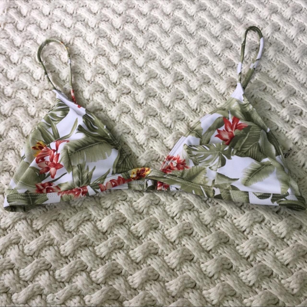 item listed by natashiiita