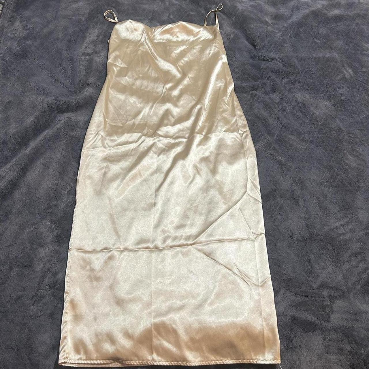 item listed by natashiiita